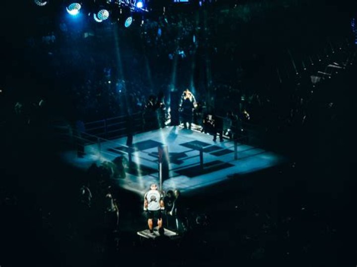 Artist, Space, Music venue, Stage, Costume design, Costume, Acting, Artist, Space, Music venue, Stage, Costume design, Costume, Acting,