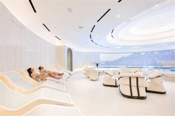 awana spa and wellness spa