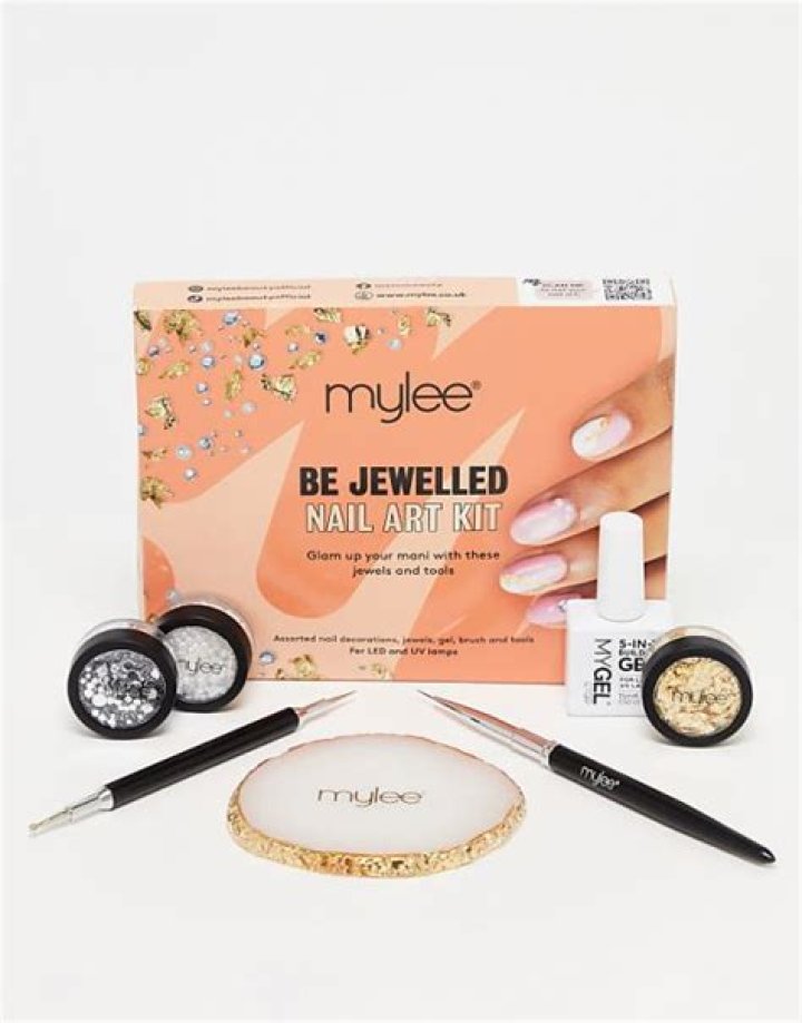 Be Jewelled Nail Art Kit 