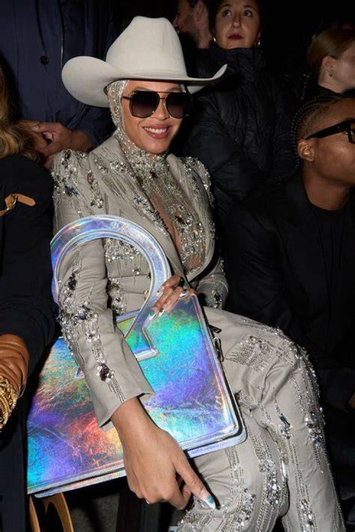 beyonce luar fw24