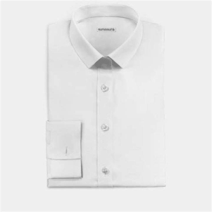Camisa blanca de gemelos Camisa blanca de gemelos