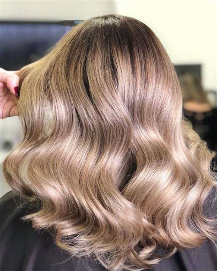  Champagne Blonde Gloss