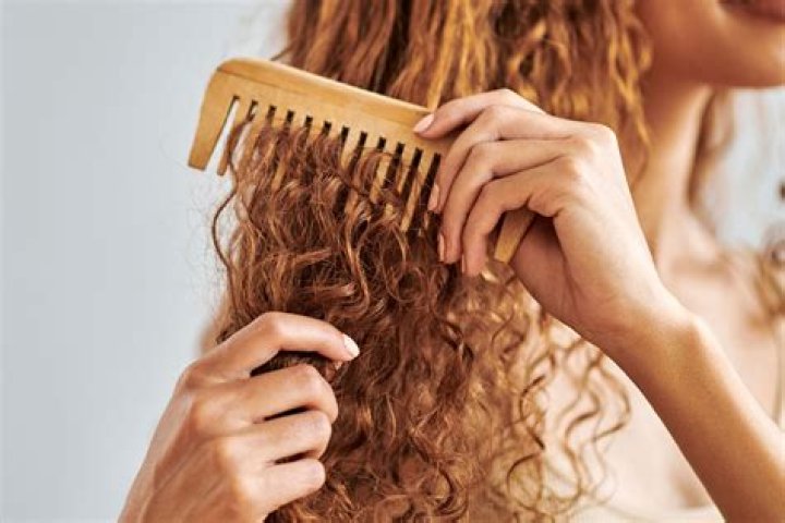 Champú para el pelo encrespado Champú para el pelo encrespado