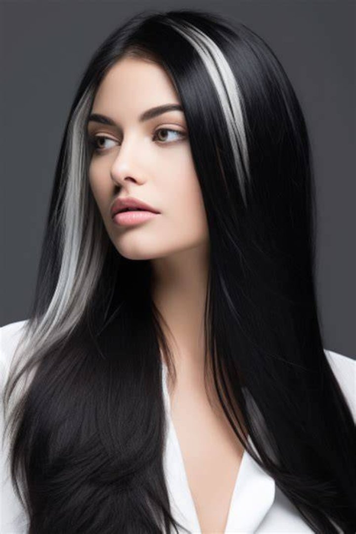 Hair, Black, White, Clothing, Beauty, Photo shoot, Skin, Model, Shoulder, Fashion, Hair, Black, White, Clothing, Beauty, Photo shoot, Skin, Model, Shoulder, Fashion,