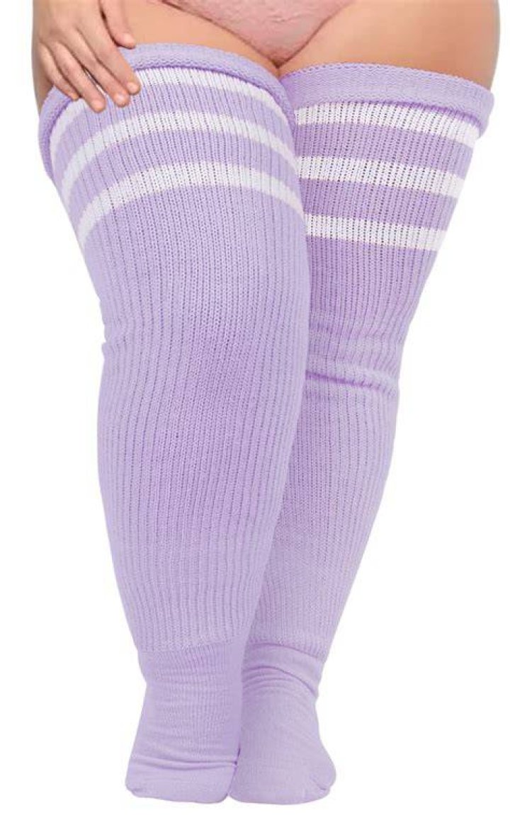 Leg, Shoe, Purple, Pink, Thigh, Fashion, Public event, High heels, Dance, Boot, 