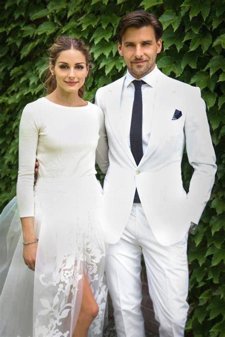 <p>Olivia Palermo and Johannes Huebl are spotted in New York, June 2012.</p>