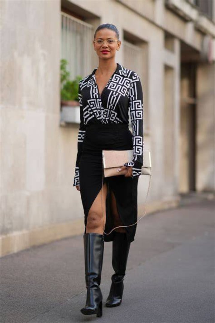 Style, Thigh, Knee, Boot, Flowerpot, Knee-high boot, Waist, Thorns, spines, and prickles, Long hair, Cactus, 
