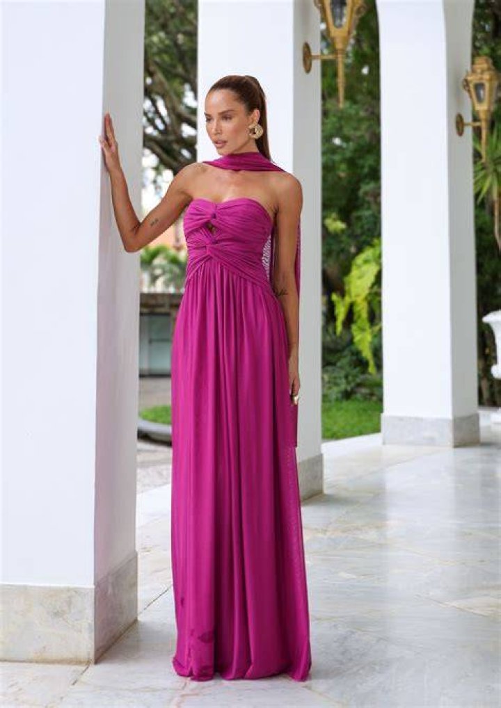 Vestido muar&eacute; fucsia