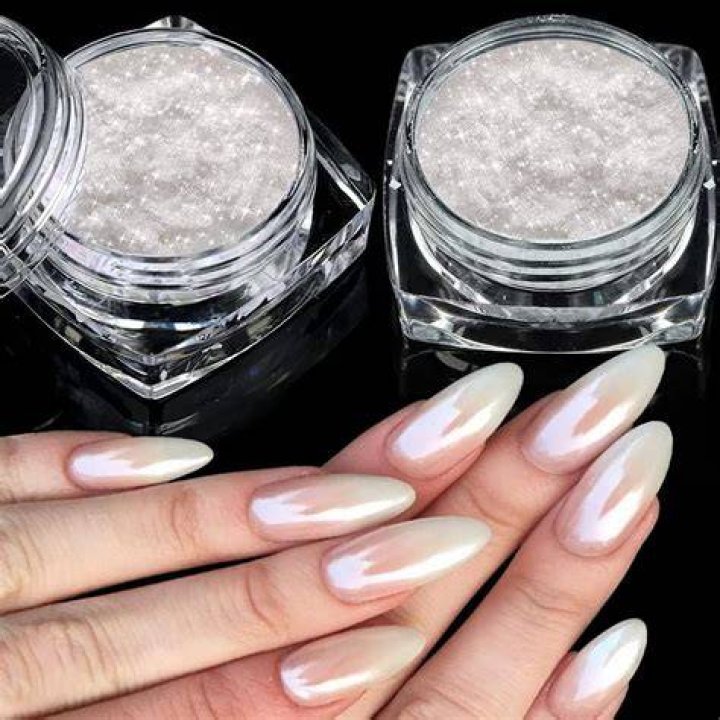 White Pearl Chrome Nail Powder